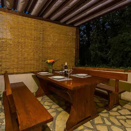 Villa Meryem Labin (Istria)